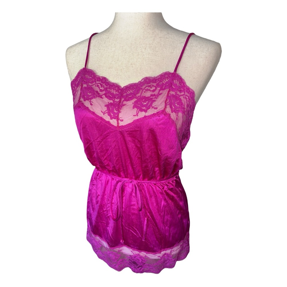 Vintage magenta lace lingerie cami/ slip